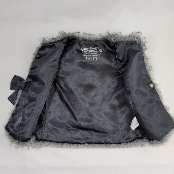 Oshkosh Faux Fur Vest With Bow Sz 2T - Picture 4 of 9